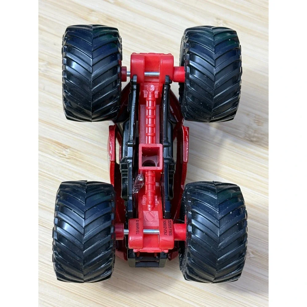 Monster Jam The Amazing Spider-Man Monster Truck 1:64 Die-Cast Marvel Red Blue